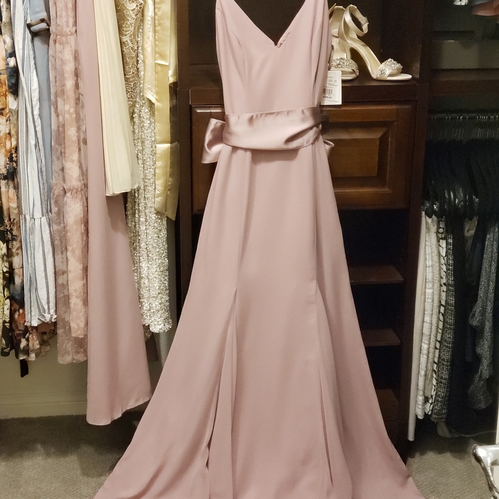 V-Neck Crepe Mermaid Bridesmaid Dress